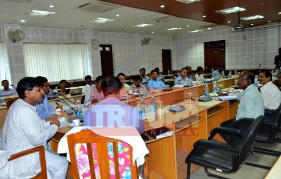 Central Govt. released MP fund 2016-17 : DM held meeting to declare plan of expenditure  